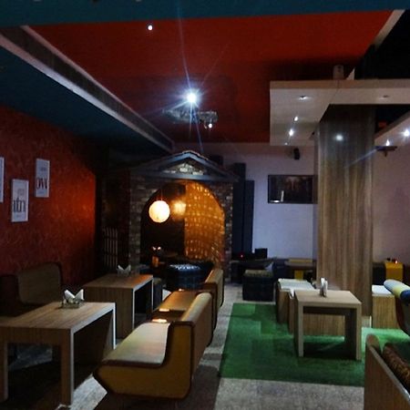 גווהטי Hotel Rajdhani Regency מראה חיצוני תמונה